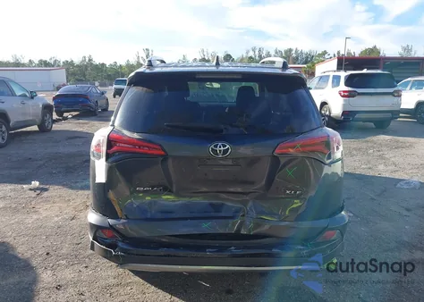 2017 Toyota Rav4 Xle из США, поврежденный, VIN 2T3WFREV4HW318017